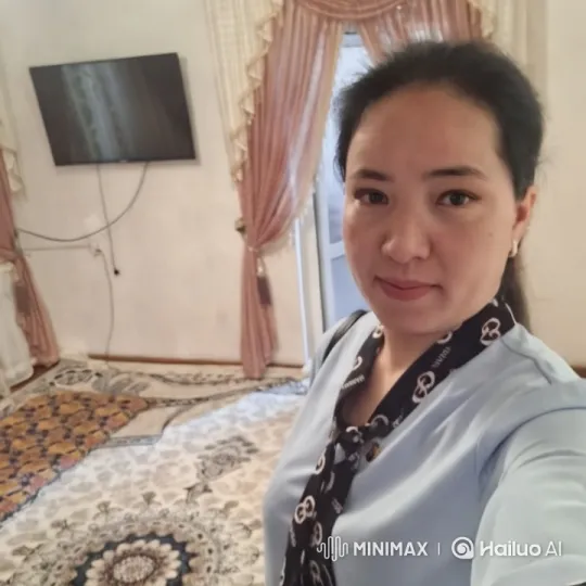 Elegant Living Room with Sophisticated Decor – AI Generated Video | Hailuo AI