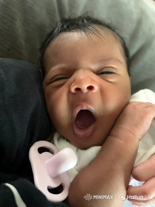 Baby's Gentle Dance in Soft Light – AI Generated Video | Hailuo AI