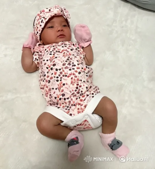 Baby's Adorable Playful Dance and Kung Fu Moves – AI Generated Video | Hailuo AI