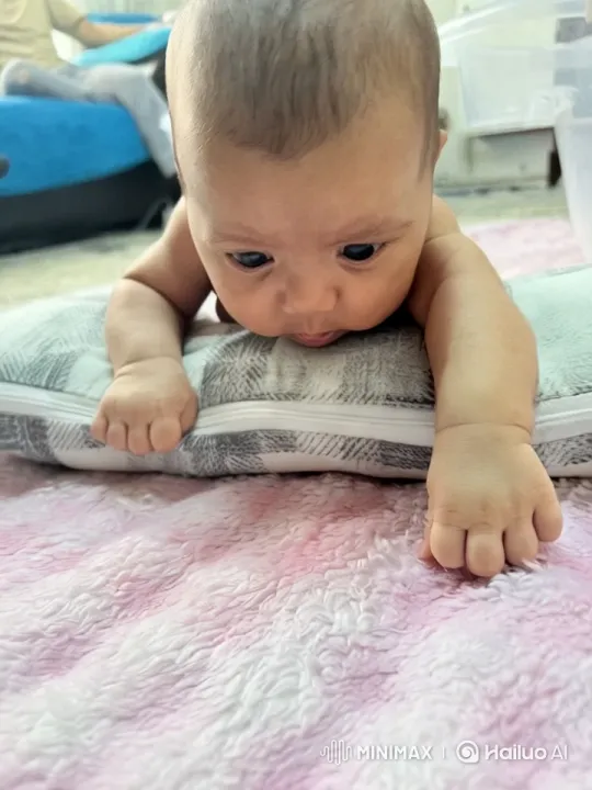 Baby's Joyful Dance and Kung Fu Moves – AI Generated Video | Hailuo AI