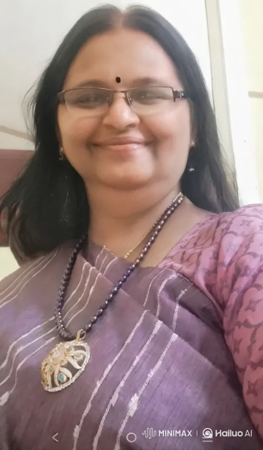 Woman in Traditional Outfit Smiles Warmly at Camera – AI Generated Video | Hailuo AI
