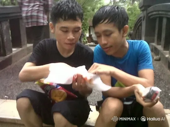 Youthful Kungfu Play in Natural Setting – AI Generated Video | Hailuo AI