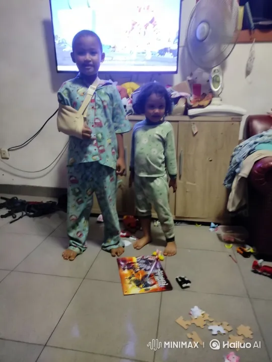 Cozy Living Room to Cosmic Explosion and Jupiter's Majesty – AI Generated Video | Hailuo AI