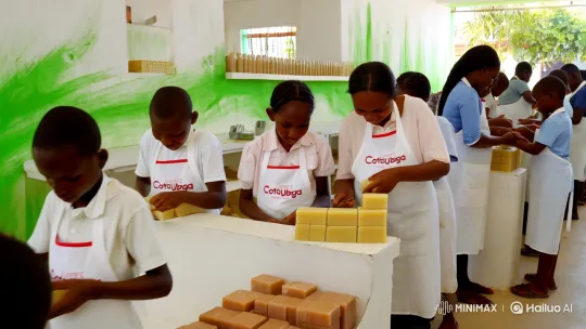 Students Craft Soap in Elegant Factory Setting – AI Generated Video | Hailuo AI
