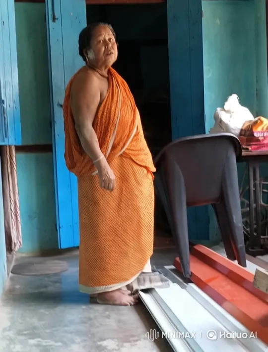 Woman in Orange Saree Shows Anger and Dominance – AI Generated Video | Hailuo AI