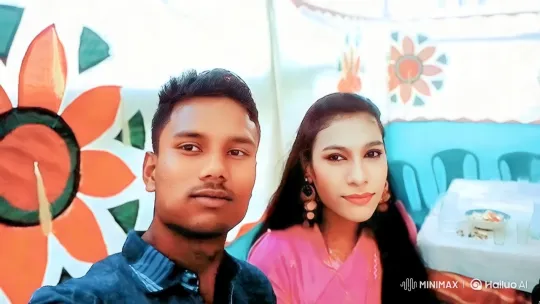Couple Shares Intimate Kiss in Festive Setting – AI Generated Video | Hailuo AI