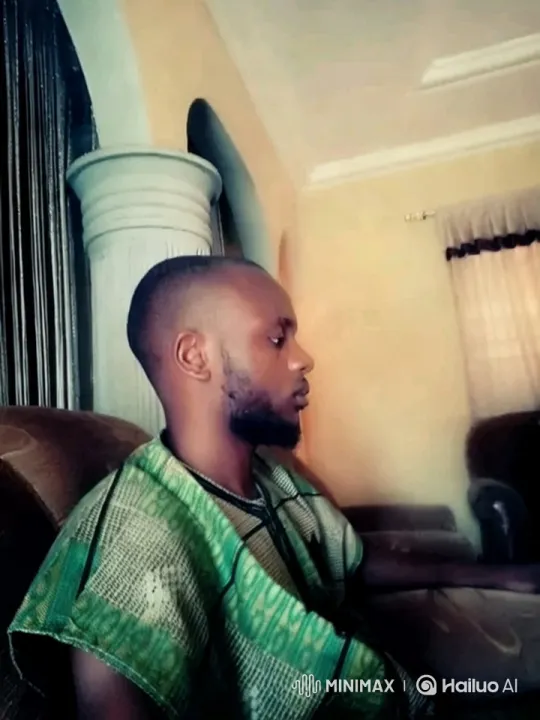 Stylish Traditional Attire in a Cozy Living Room – AI Generated Video | Hailuo AI