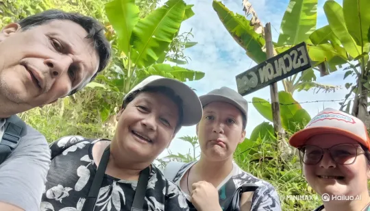 Serene Nature Scene with Group Camaraderie – AI Generated Video | Hailuo AI
