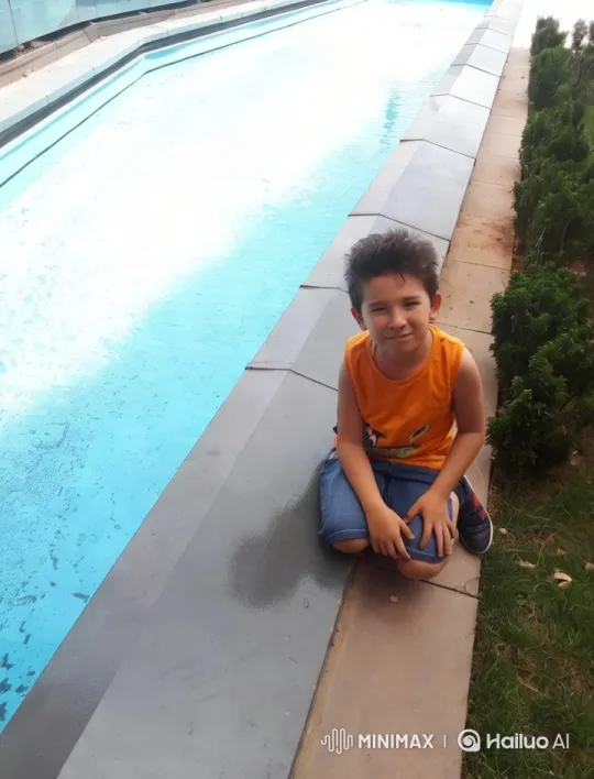 Child's Play Turns Dramatic with Shark Encounter – AI Generated Video | Hailuo AI
