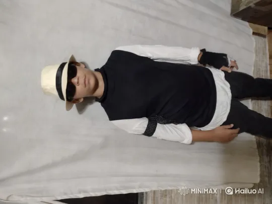 Young Boy's Michael Jackson-Inspired Dance Performance – AI Generated Video | Hailuo AI