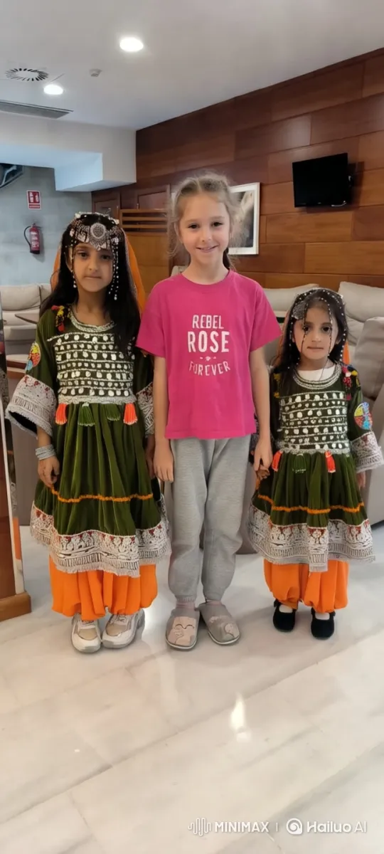 Children Dance in Traditional and Modern Styles – AI Generated Video | Hailuo AI