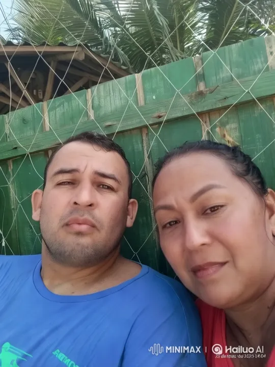 Intimate Couple Kissing in Serene Outdoor Setting – AI Generated Video | Hailuo AI