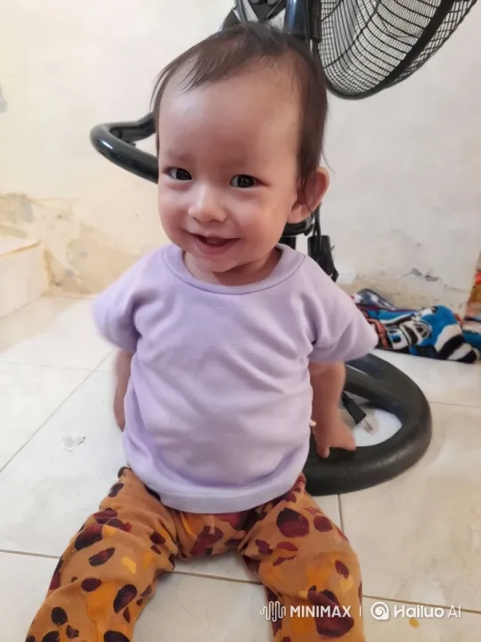 Child Dancing with Minimalist Aesthetic – AI Generated Video | Hailuo AI