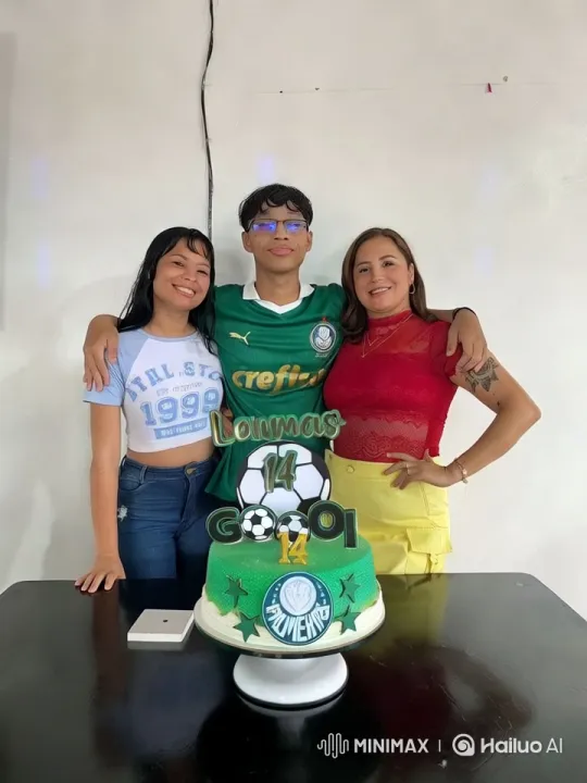Green Jersey Figure Kisses Left Companion in Soccer-Themed Cake Scene – AI Generated Video | Hailuo AI