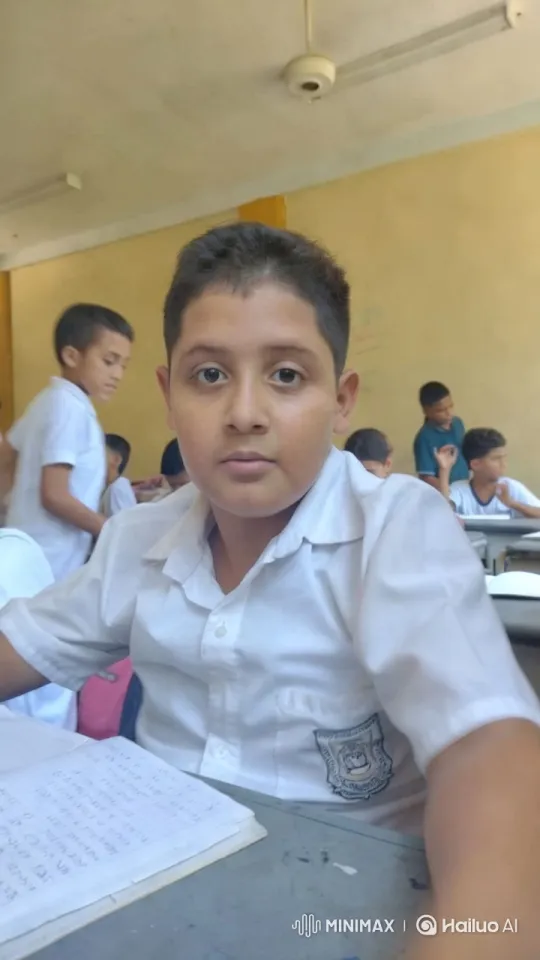 Student Fight in Classroom Captured on Camera – AI Generated Video | Hailuo AI