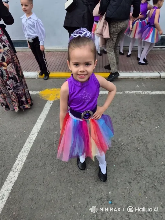 Young Girl in Colorful Costume at Outdoor Event – AI Generated Video | Hailuo AI