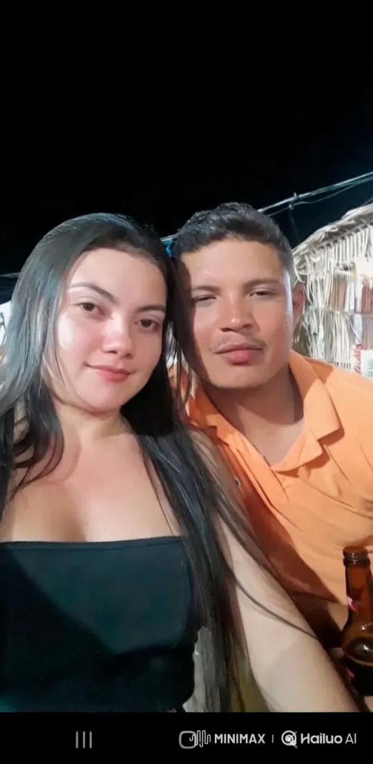 Romantic Couple's Intimate Kiss in Rustic Setting – AI Generated Video | Hailuo AI