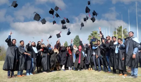 Graduates Celebrate Achievement in Joyful Ceremony – AI Generated Video | Hailuo AI