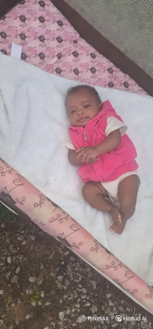 Baby Awakens and Dances in Floral-Themed Crib – AI Generated Video | Hailuo AI