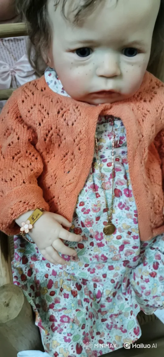 Innocent Charm: Close-up of a Child's Jewelry – AI Generated Video | Hailuo AI