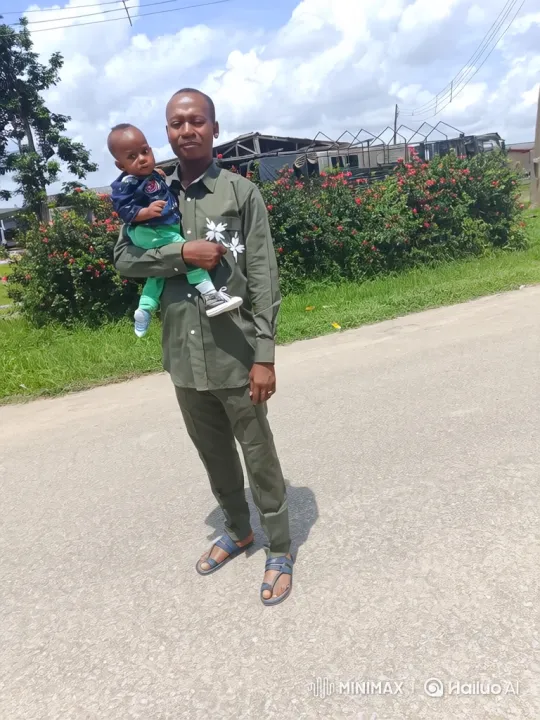 Man and Baby Encounter Lexus 350 on Road – AI Generated Video | Hailuo AI