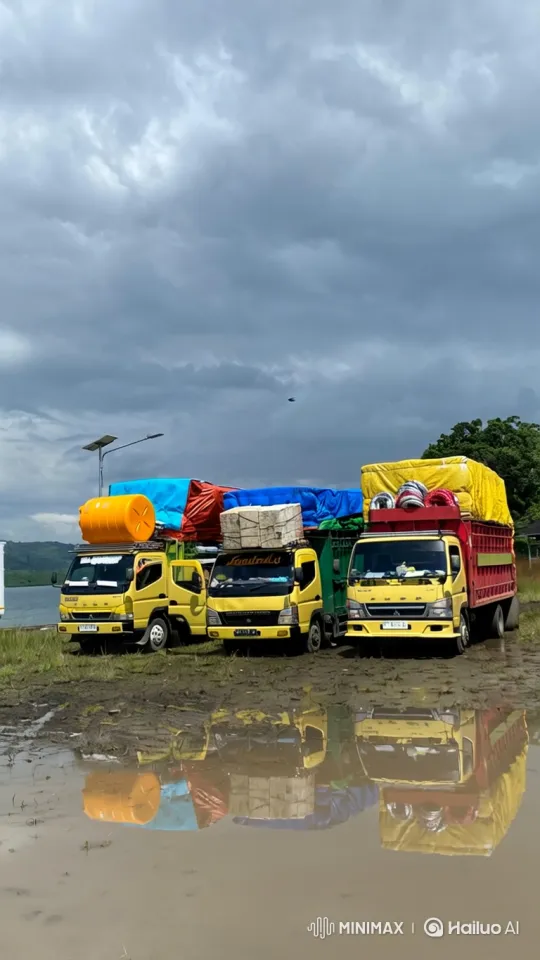Modified Trucks Drive Through Rainy Night – AI Generated Video | Hailuo AI