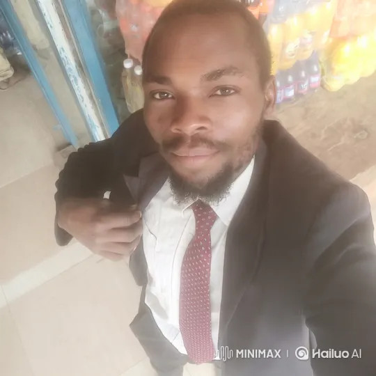 Portrait of a Gentleman in a Brightly Lit Store – AI Generated Video | Hailuo AI
