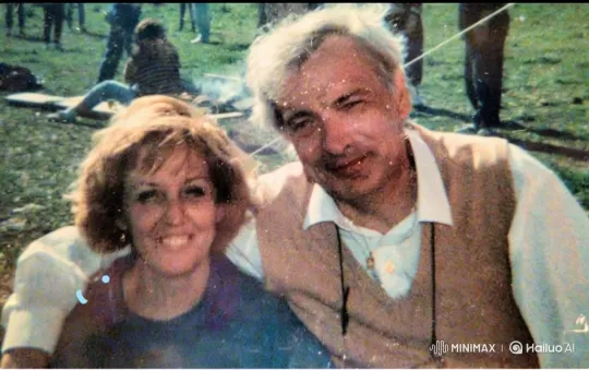 Vintage Couple Embraces in a Dusty, Timeless Memory – AI Generated Video | Hailuo AI