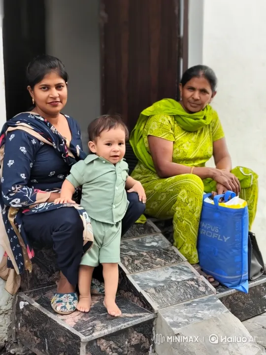 Toddler Takes First Steps, Surrounded by Family Love – AI Generated Video | Hailuo AI