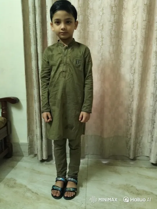 Young Boy Opens Car Door in Indoor and Outdoor Scenes – AI Generated Video | Hailuo AI