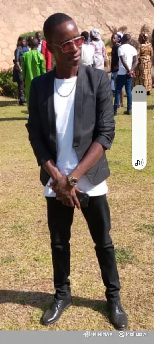Man in Black Blazer at Outdoor Event – AI Generated Video | Hailuo AI