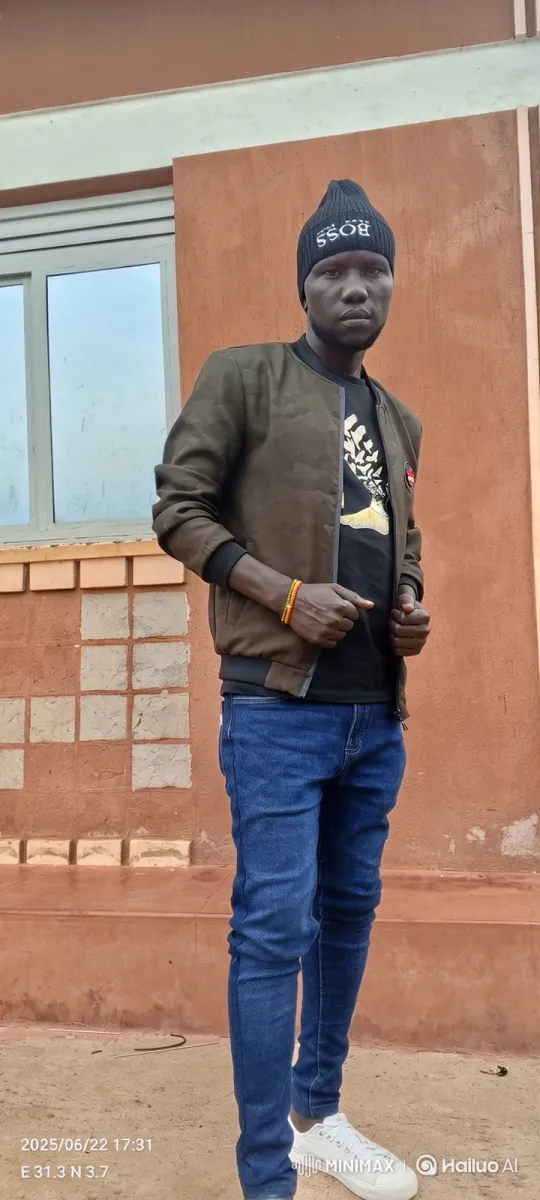 Man in Olive Jacket Enters Sleek V8 Sedan – AI Generated Video | Hailuo AI