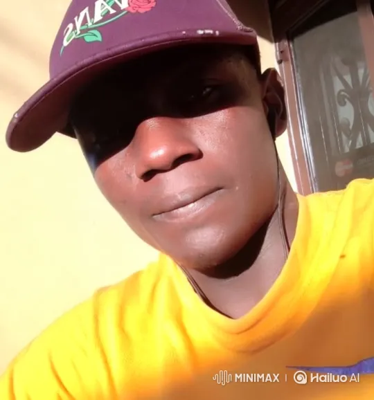 Young Man in Yellow T-Shirt Reflects in Sunlight – AI Generated Video | Hailuo AI