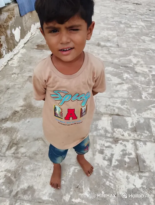 Young Boy Climbs into Luxury Rolls-Royce – AI Generated Video | Hailuo AI