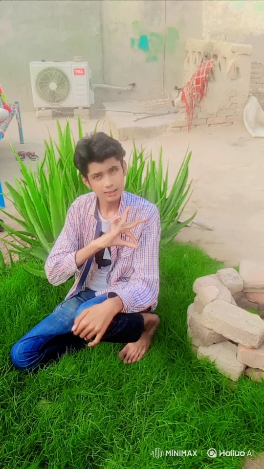 Young Man Rejects Alien Abduction, Defends with Magical Stick – AI Generated Video | Hailuo AI
