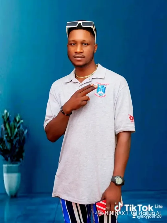 Stylish Young Man Enters Porsche on Bustling City Street – AI Generated Video | Hailuo AI