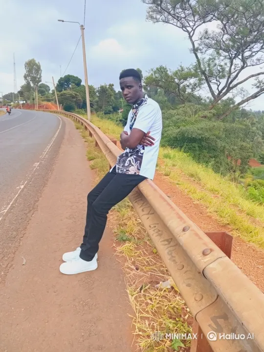 Young Man Boards Range Rover Vogue on Curving Road – AI Generated Video | Hailuo AI