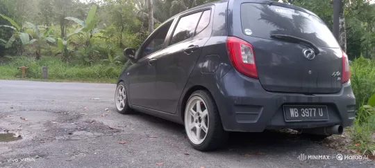 Car Air Suspension Activation and Stance Adjustment – AI Generated Video | Hailuo AI
