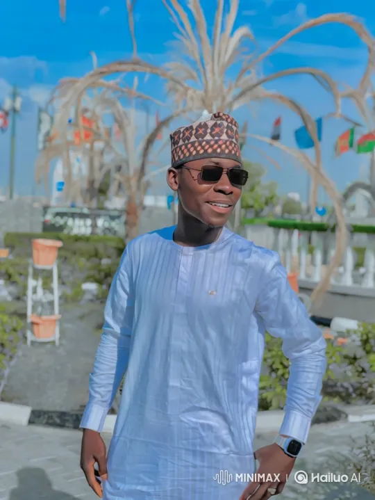 Young Man in White, Sunny Day, Gentle Breeze – AI Generated Video | Hailuo AI