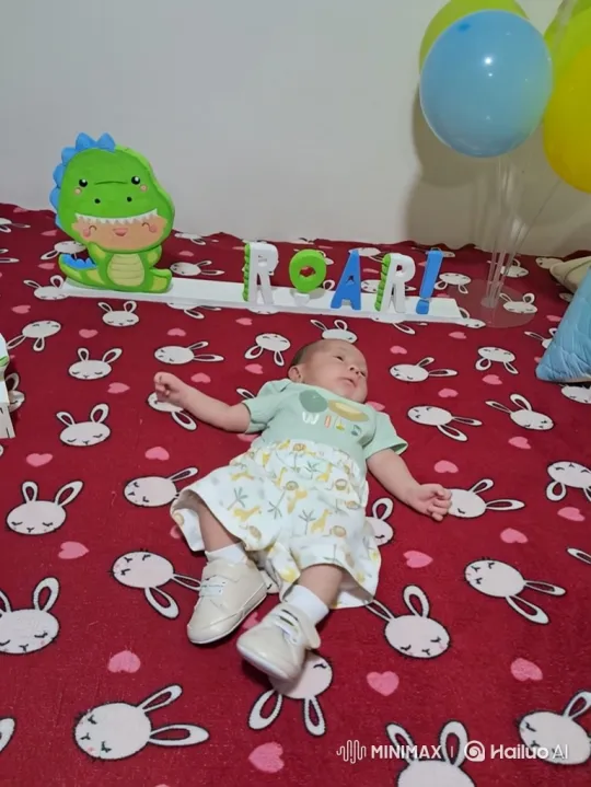 Baby's Playful Kung Fu Dance on Red Blanket – AI Generated Video | Hailuo AI