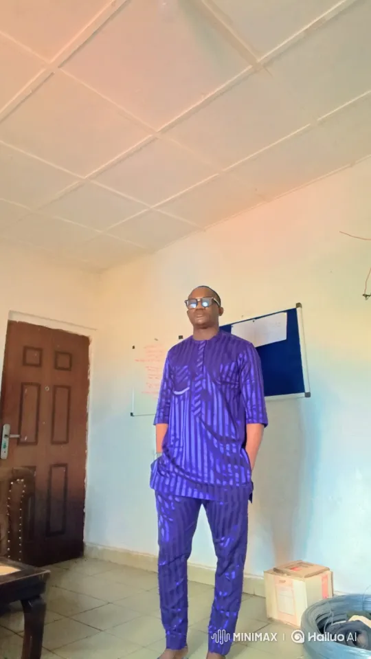 Man in Striking Outfit Walks to Helicopter, Takes Flight – AI Generated Video | Hailuo AI