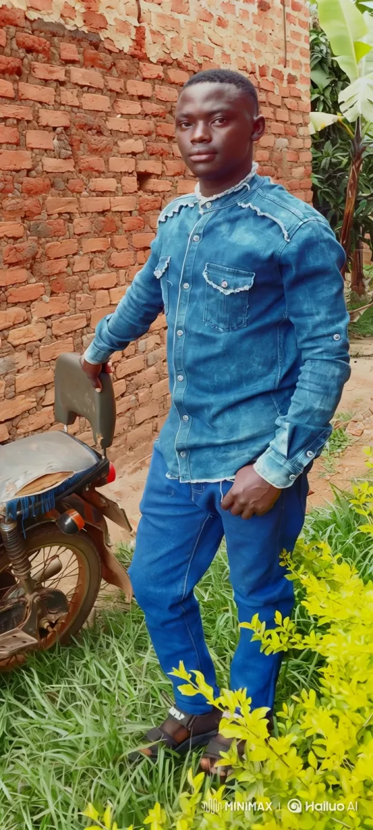 Njagala" is a word in a Bantu language, possibly Runyankore-Rukiga spoken in Uganda, meaning "I love" or "I like." The phrase "nga nvuga mutoka kawundo new model" could be translated as "I like talking about the new model car." However, without more conte – AI Generated Video | Hailuo AI