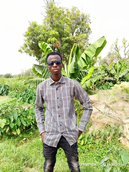 Young Man Enters Luxury Rolls-Royce in Lush Field – AI Generated Video | Hailuo AI