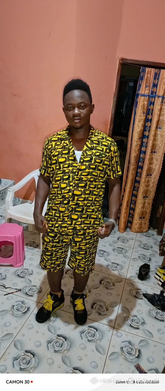 Young Man in Vibrant Outfit Drives Modern Car – AI Generated Video | Hailuo AI