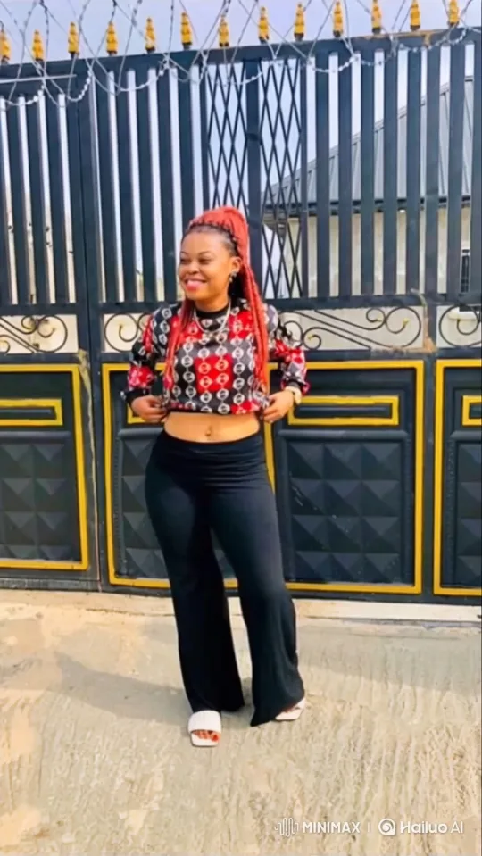 Woman Drives Through Open Gate in Black Car – AI Generated Video | Hailuo AI