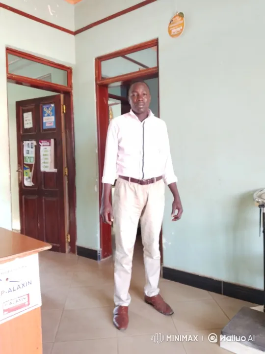 Man smiles and greets in the video – AI Generated Video | Hailuo AI