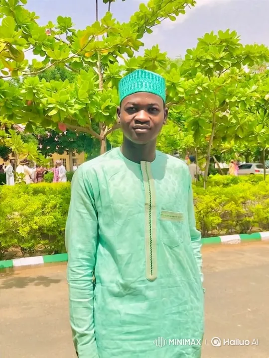 Young Man Enters Luxury Rolls-Royce Amidst Greenery – AI Generated Video | Hailuo AI