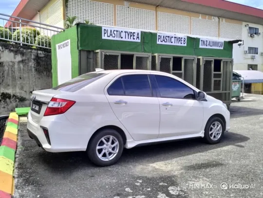White Sedan Transforms with Air Suspension – AI Generated Video | Hailuo AI