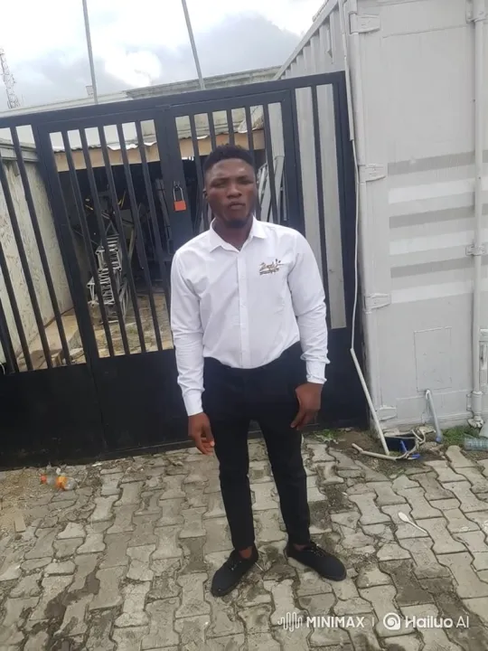 Young Man Enters Car in Courtyard Scene – AI Generated Video | Hailuo AI