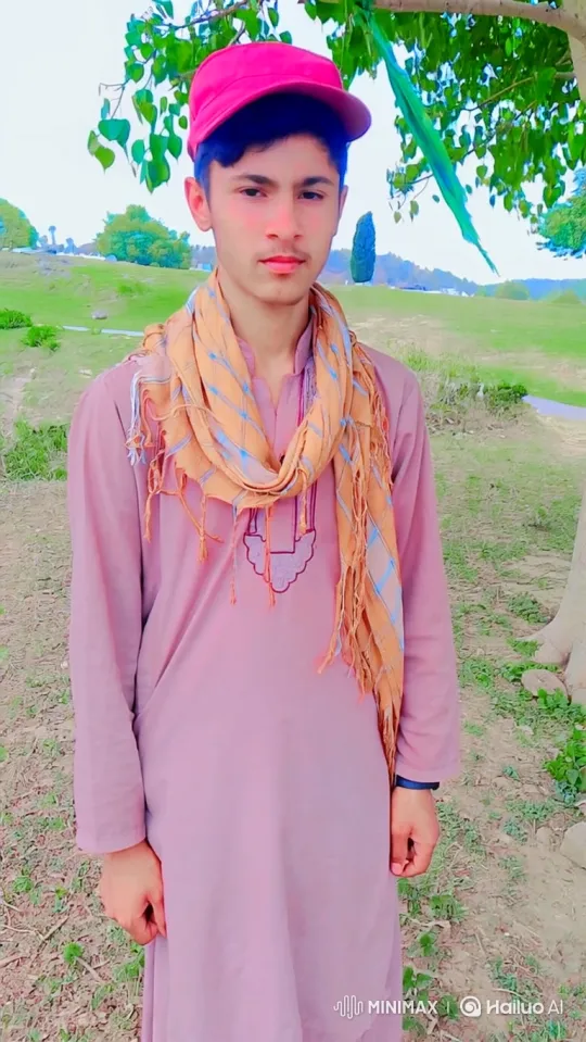 Young Man in Park Transforms into Nighttime Car Passenger – AI Generated Video | Hailuo AI
